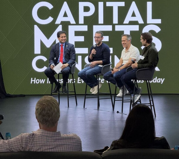 Capital meets consumer, 1752vc