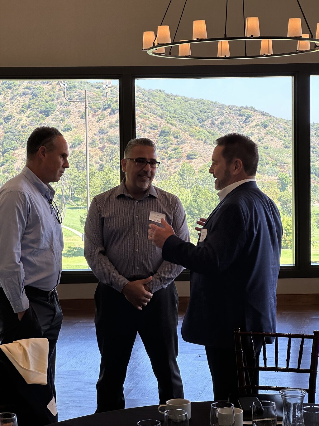 Investors in conversation at a 1752vc gathering