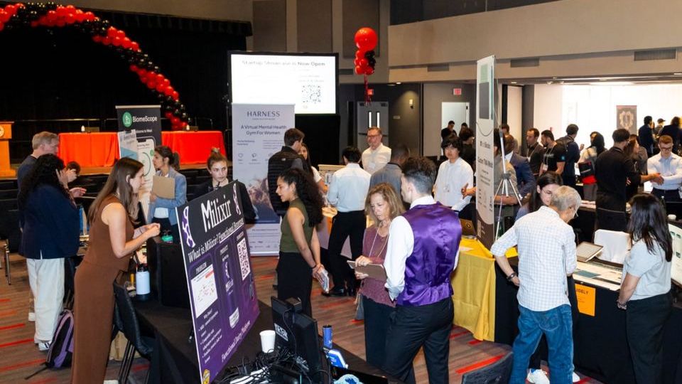 Founders and investors at a 1752vc startup showcase